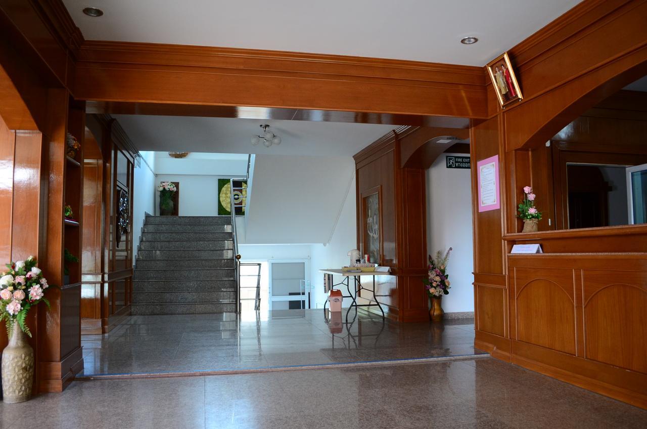 Ketsara Hotel Maha Sarakham Room photo
